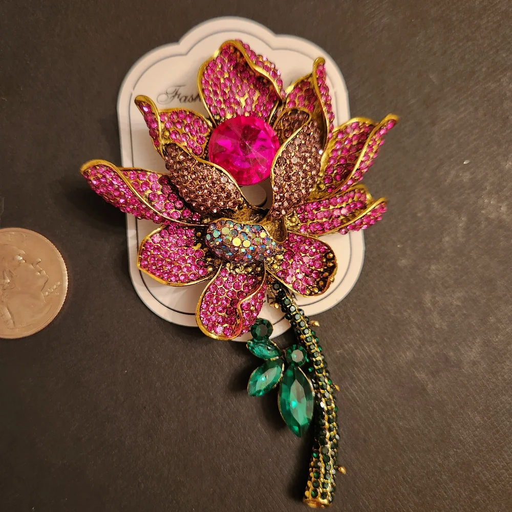 Rhinestone Chunky Statement Pink and Green Floral Brooch New Fashion Trendy